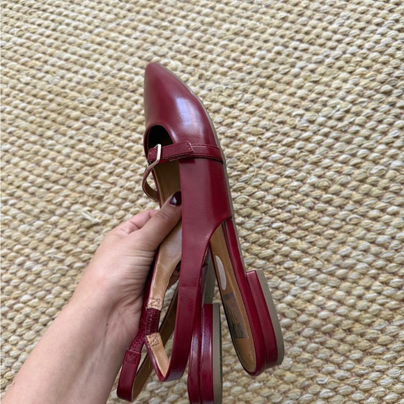 DV by Dolce Vita Women's Burgundy Flats - Picture 8 of 8